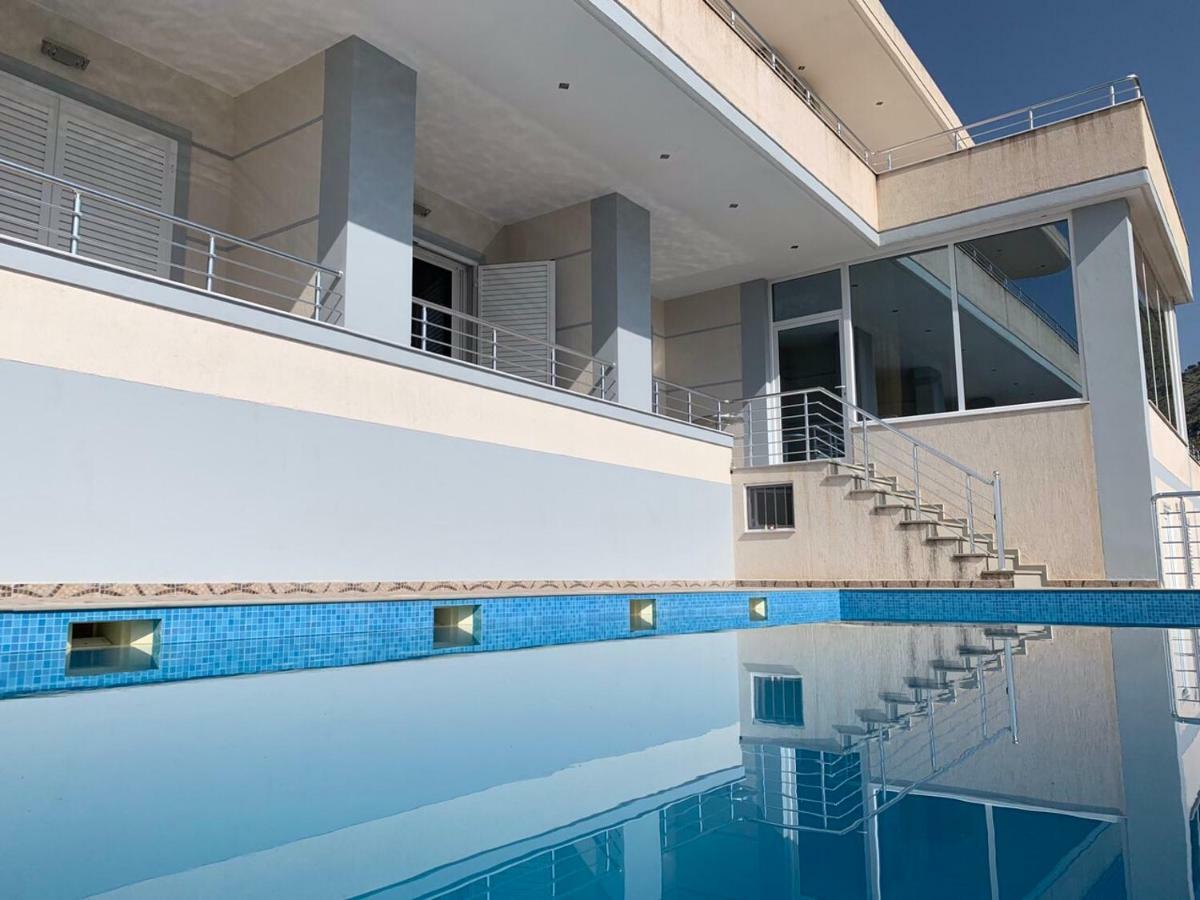 Vitamin Sea Sarandë Exterior foto
